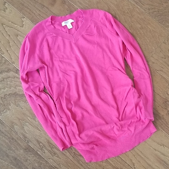 3 for $30 Pink v-neck maternity sweater - Picture 1 of 3